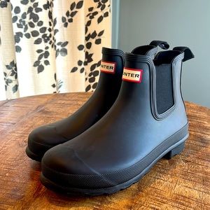 Hunter Chelsea boots